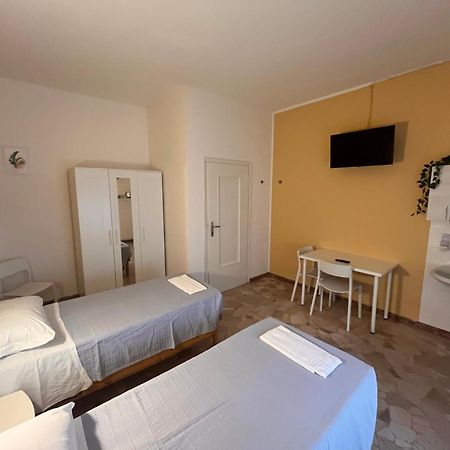 Hotel Parini Cesano Boscone Dış mekan fotoğraf